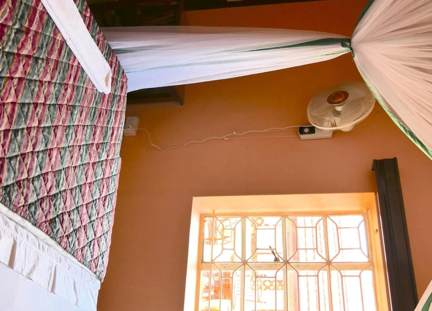 Bed & Breakfast Hotel Acacia City Kampala