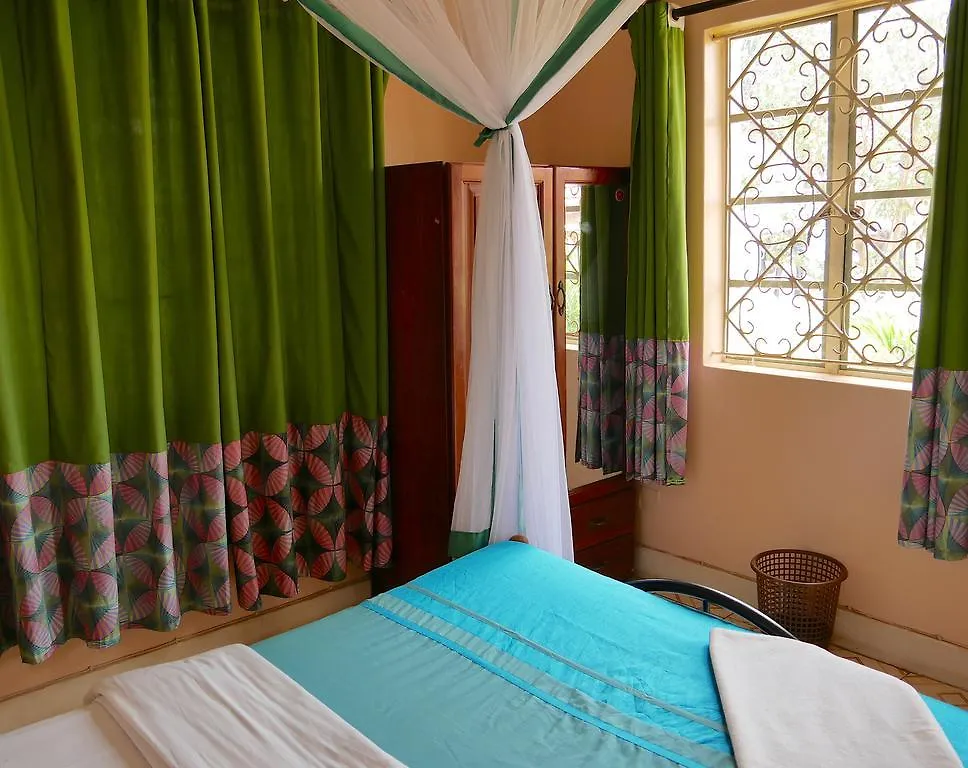 Bed & Breakfast Hotel Acacia City Kampala